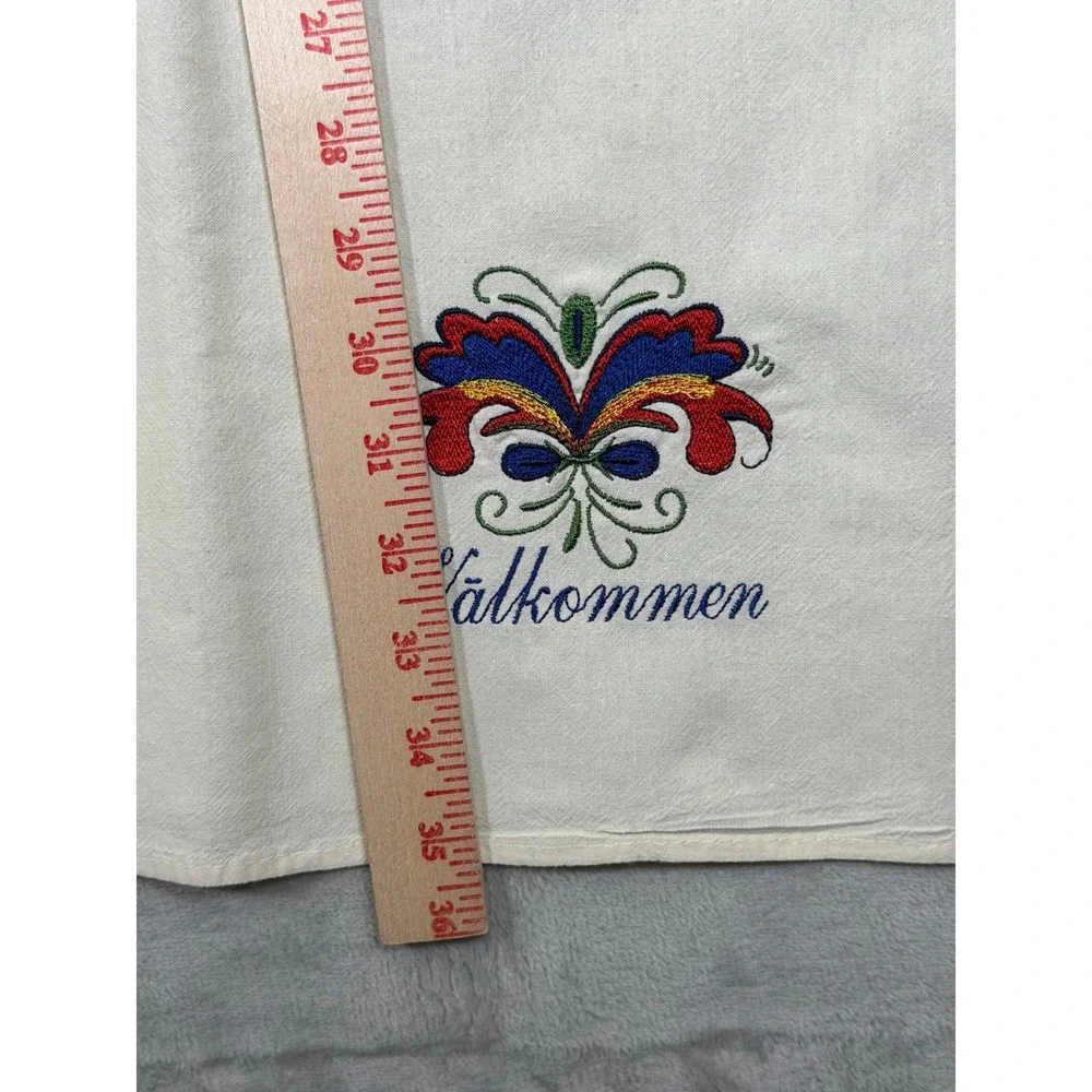 Scandinavian Theme Tea Towels White Embroidered Folk Art Valkommen 35